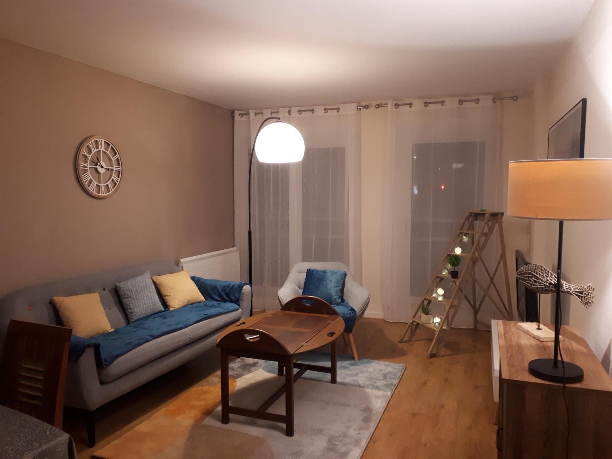 Appartement 3 Chambres 5 Couchages Версаль Экстерьер фото